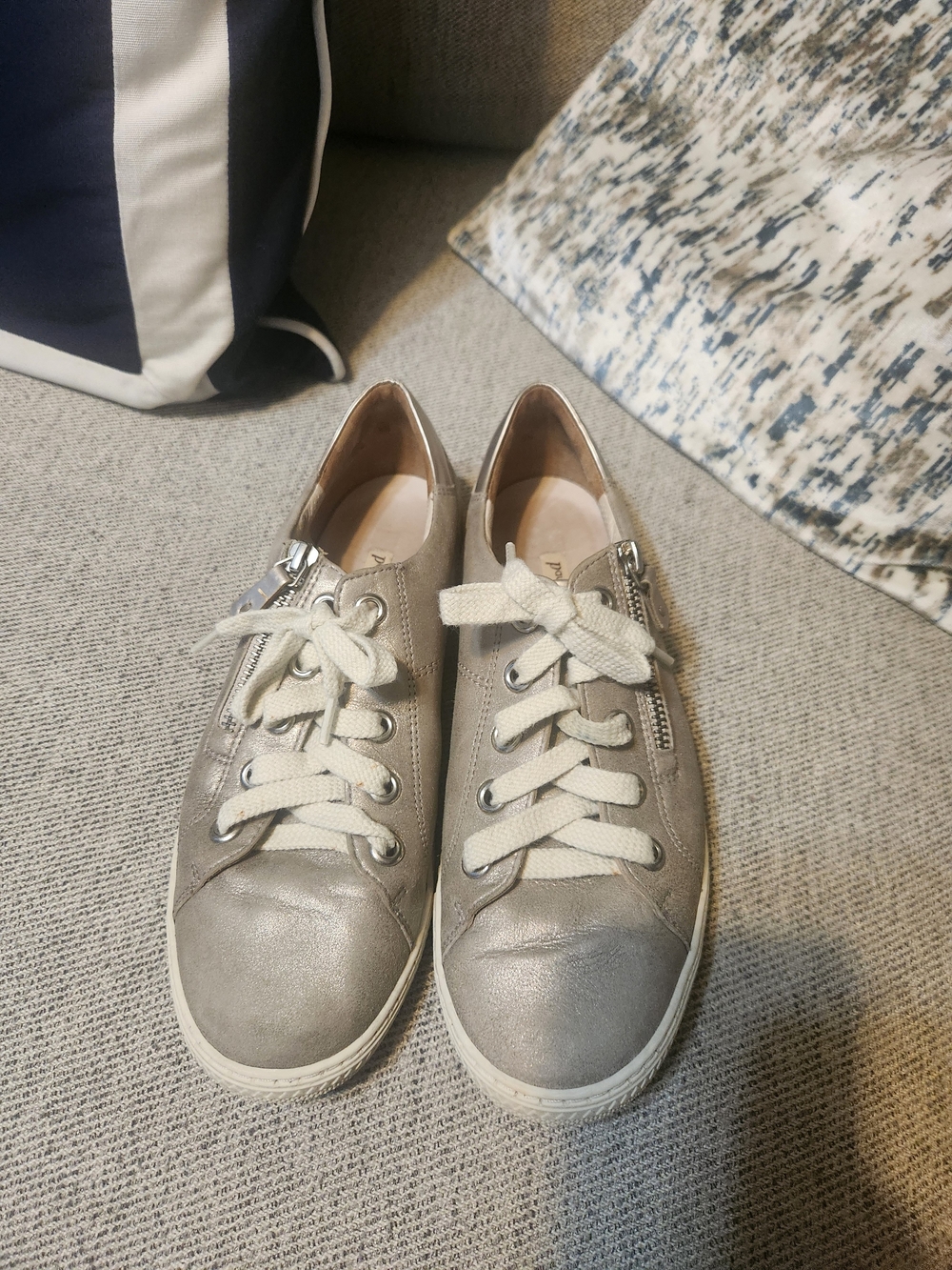 Paul Green Metallic Taupe Leather Lace-Up Sneakers - Picture 4 of 13
